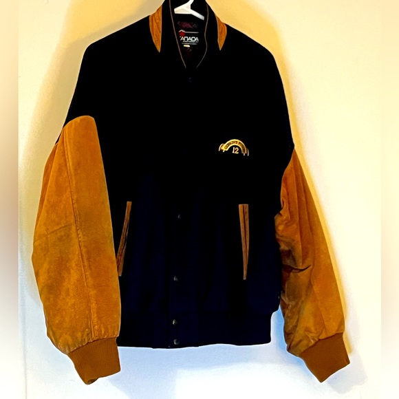 🚨Gibsons Vintage  varsity  Jacket 🚨 - Picture 2 of 3